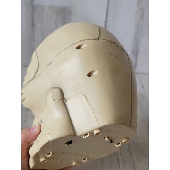 Gemmy skull greeter scary light up Halloween prop decor - Picture 10 of 10